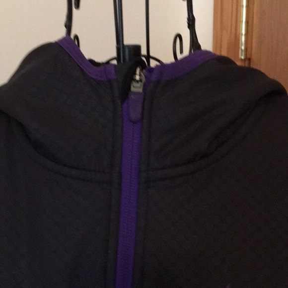 Nike Therma fit Jacket💜 - Picture 4 of 10